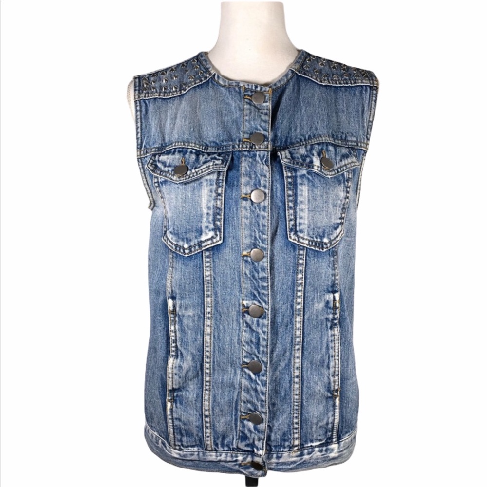 Forever 21 Studded Shoulder Denim Vest